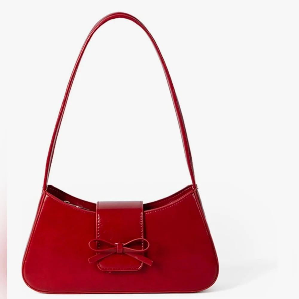 Elegant Red Bow Accent Women's Bag